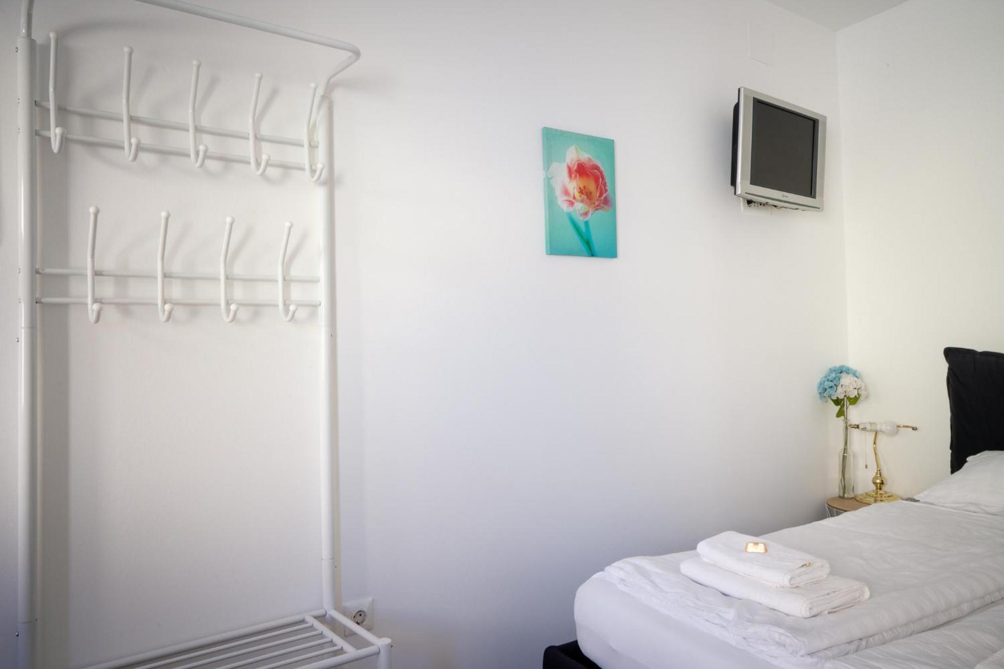 Anita'S Studio Apartments Ljubljana Bagian luar foto