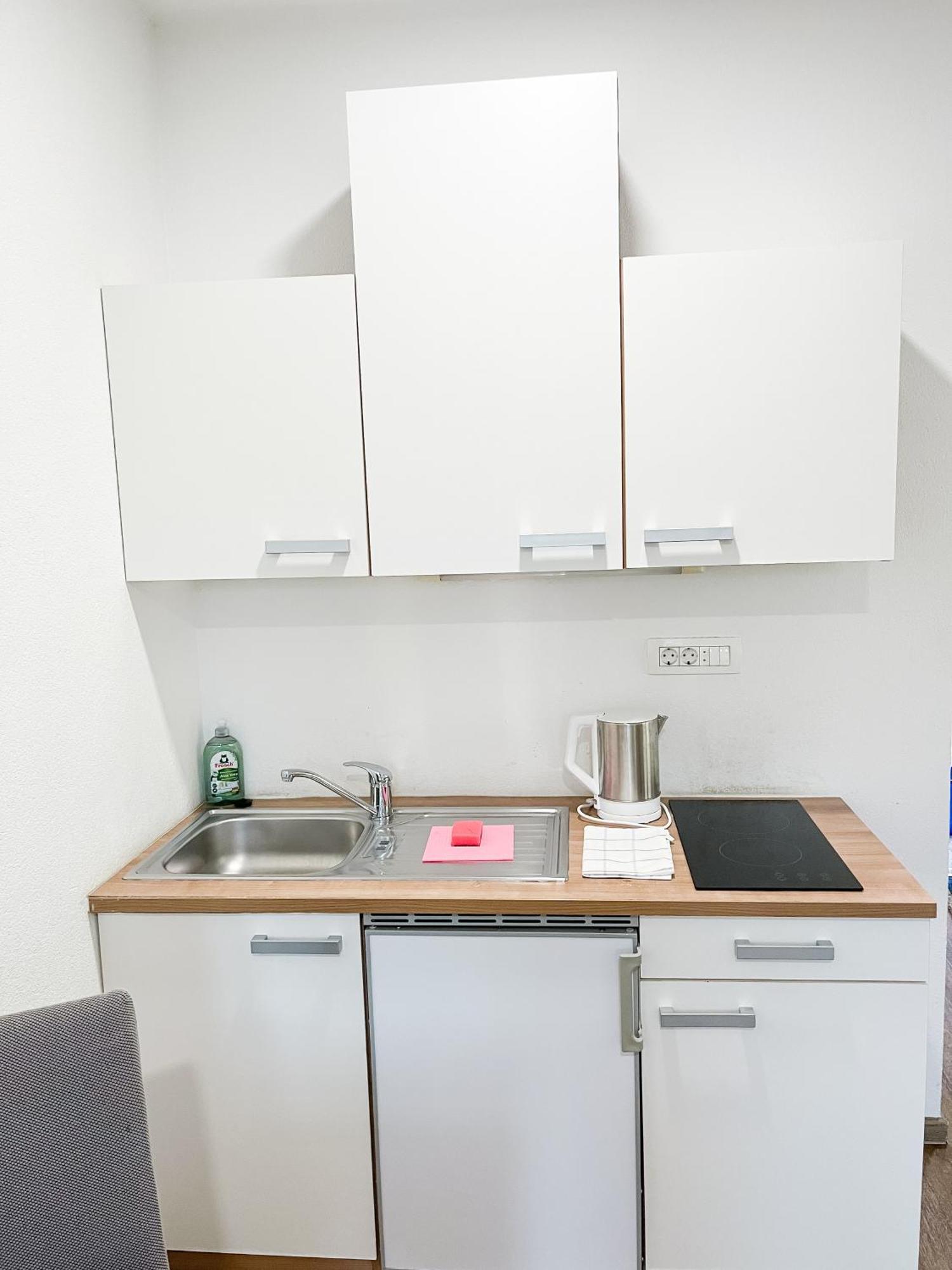 Anita'S Studio Apartments Ljubljana Bagian luar foto